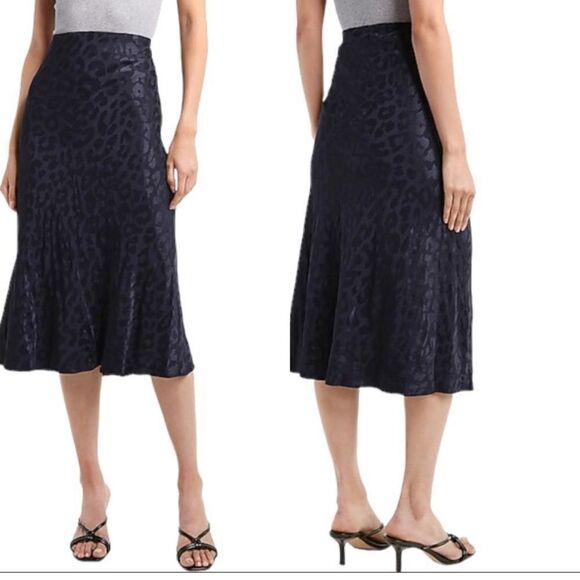 NWT Express Midi Slip Skirt in Navy Blue Metallic- Size Medium - Picture 1 of 8